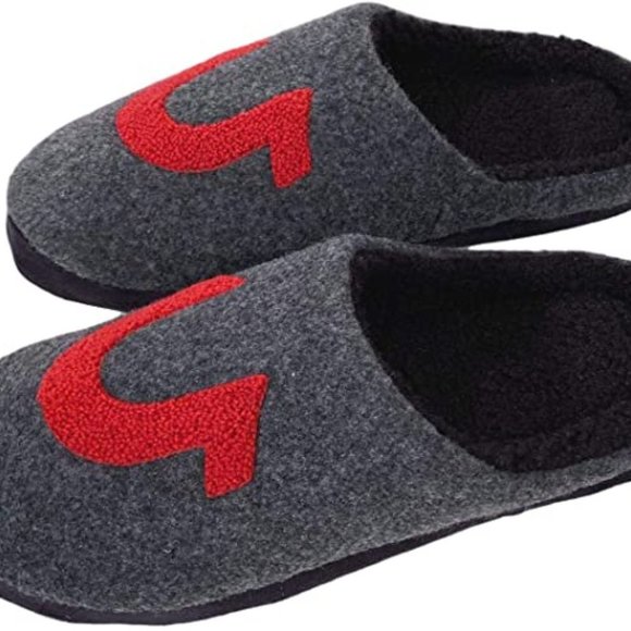 True Religion Horseshoe  Polar Fleece Slippers - Picture 2 of 2